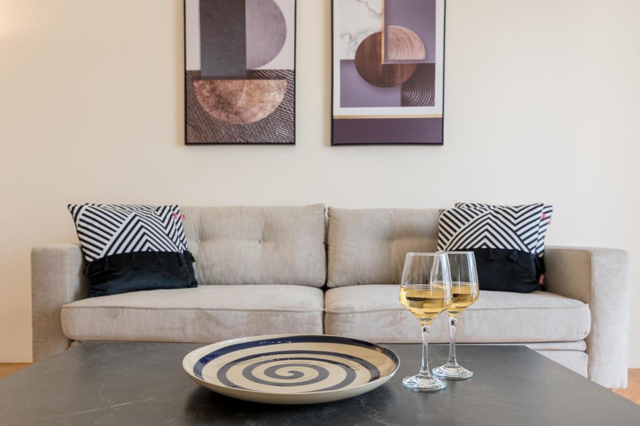 Phaedrus Living: City Center Flat Michalakopoulou Ateny Zewnętrze zdjęcie